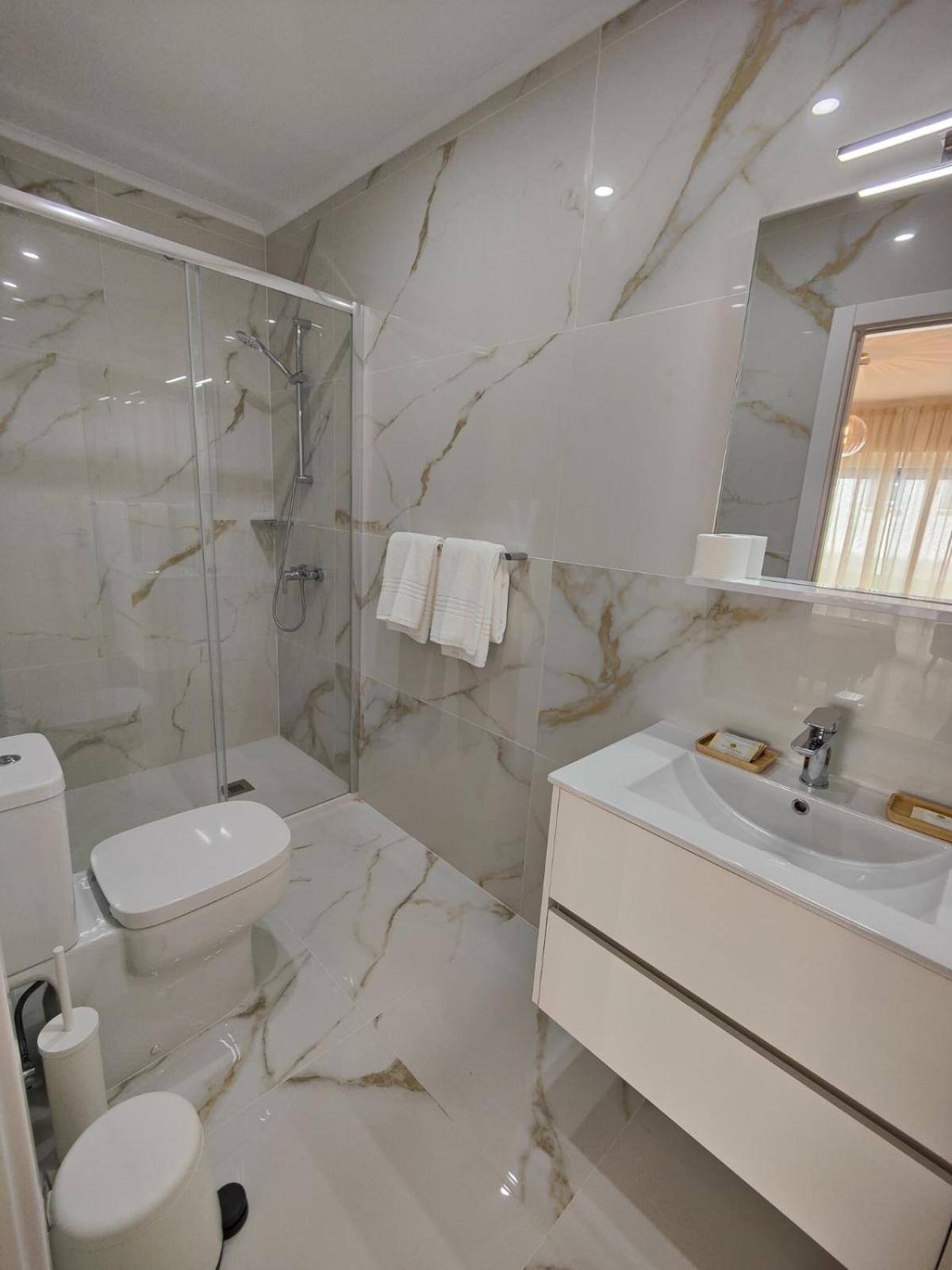 Corkoon Boutique Studios & Apartments - Duna Parque Resorts & Hotels 빌라노바데밀폰테스 객실 사진